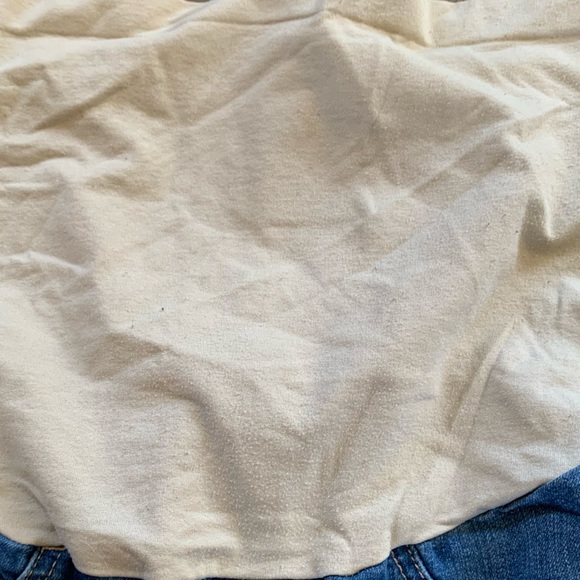 denim full panel maternity shorts What’s Kickin - Picture 3 of 4